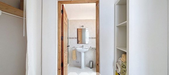 3 bedrooms Villa in Arenas, Spain No. 131053 26