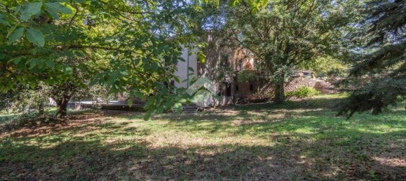 Villa de 4 dormitorios en Mazzano Romano, Italy No. 373293 4