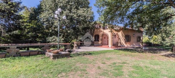 Villa de 4 dormitorios en Mazzano Romano, Italy No. 373293 2