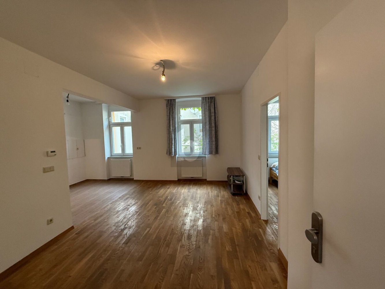 2-salle Appartement à Rudolfsheim-Funfhaus, Austria No. 142662