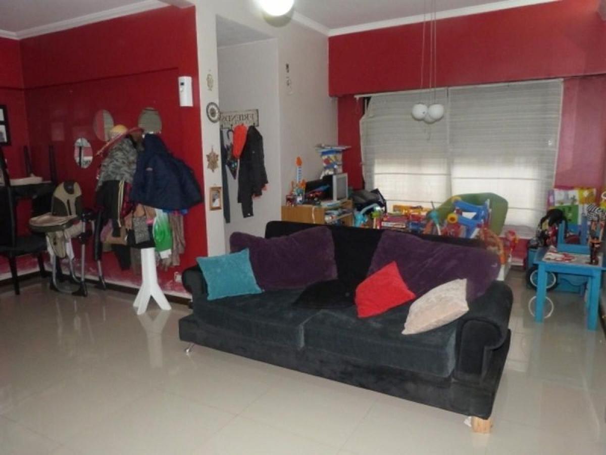 2 Schlafzimmer Haus in Moron, Argentina, Nr. 3611