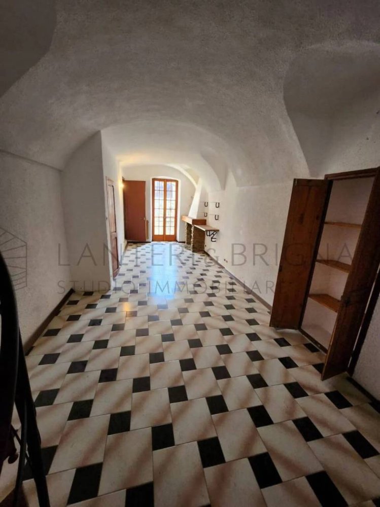 4 غرف نوم فيلا في Dolceacqua, Italy رقم 263714