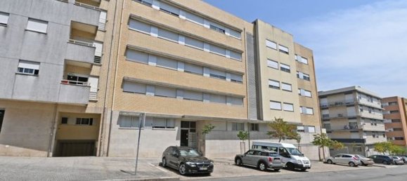 4 Schlafzimmer Wohnung in Castelo da Maia, Portugal, Nr. 317407 31