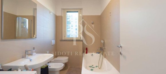 4 rooms Apartment in Pioltello, Italy No. 28863 7