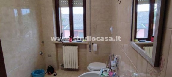 Apartamento de 2 dormitorios en San Bassano, Italy No. 85508 10