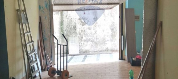 2-Zimmer Gewerbliche Immobilie in Formia, Italy, Nr. 110134 5