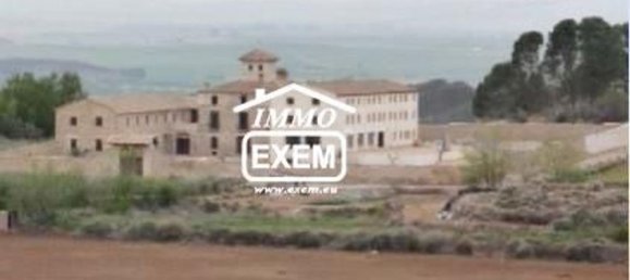 11 bedrooms House in Lleida, Spain No. 153467 9