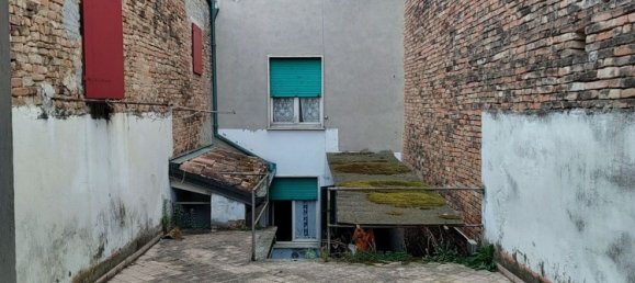 6 rooms House in Parma, Italy No. 268692 14