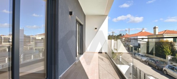 4 Schlafzimmer Stadthaus in Cascais, Portugal, Nr. 44390 29