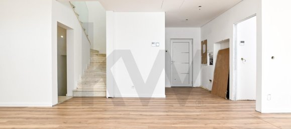 4 Schlafzimmer Stadthaus in Cascais, Portugal, Nr. 44390 8