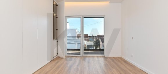 4 Schlafzimmer Stadthaus in Cascais, Portugal, Nr. 44390 24