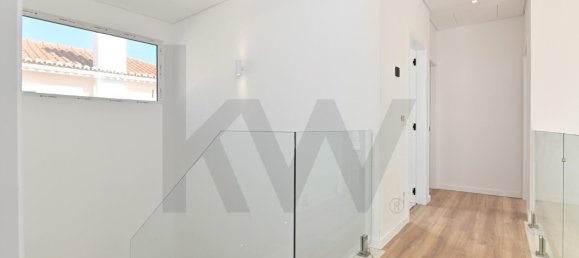 4 Schlafzimmer Stadthaus in Cascais, Portugal, Nr. 44390 17