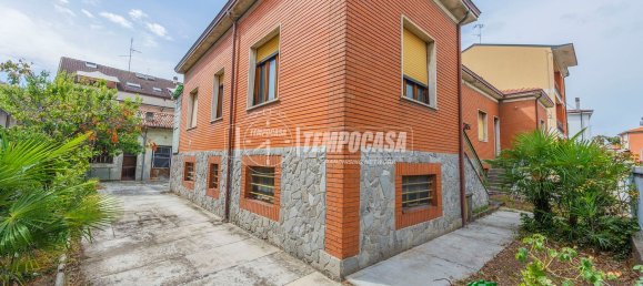 3غرفة فيلا في Piacenza, Italy رقم 302812 2