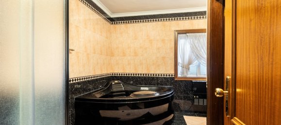 Casa de 5 dormitorios en Maia, Portugal No. 97722 22