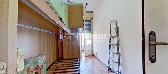 4-salle Appartement à Legnano, Italy No. 101667 19