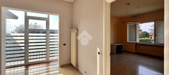 6 rooms Office in Fontaniva, Italy No. 257673 4