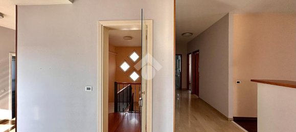 6 rooms Office in Fontaniva, Italy No. 257673 3