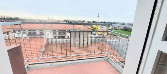 1 bedroom Apartment in Lazzate, Italy No. 66492 18