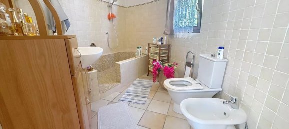 4 Schlafzimmer Villa in Ventimiglia, Italy, Nr. 390802 17