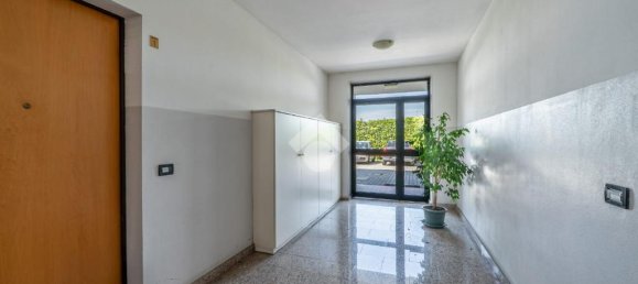 Квартира с 2 спальнями в Минербио, Италия № 346183 5