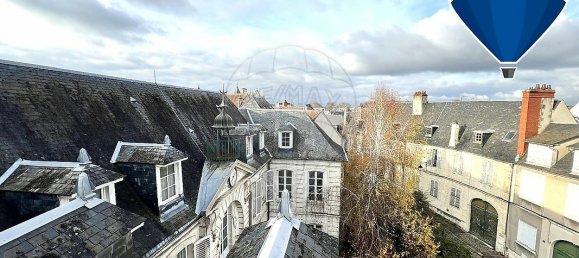 1 bedroom Duplex in Bourges, France No. 248008 8