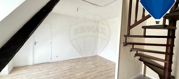 1 bedroom Duplex in Bourges, France No. 248008 5