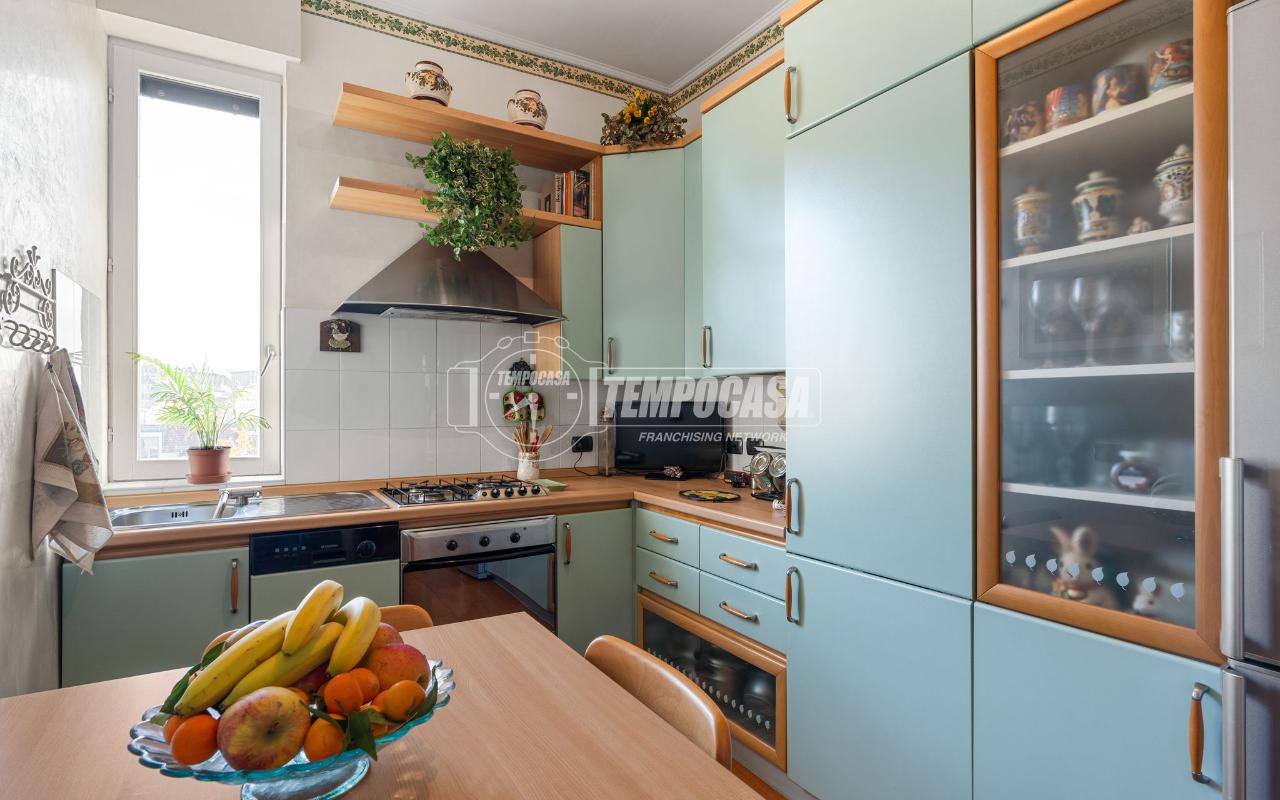 2 rooms Apartment in Milan, Italy No. 250730