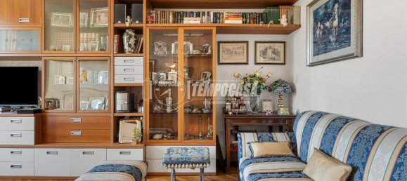 2 rooms Apartment in Milan, Italy No. 250730 11