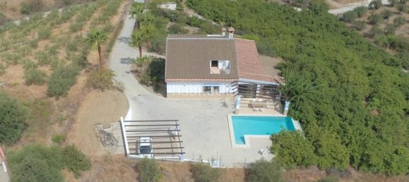 5 bedrooms House in Coin, Spain No. 125785 9