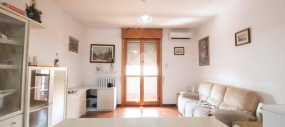 3 bedrooms Apartment in Carpi, Italy No. 340692 2