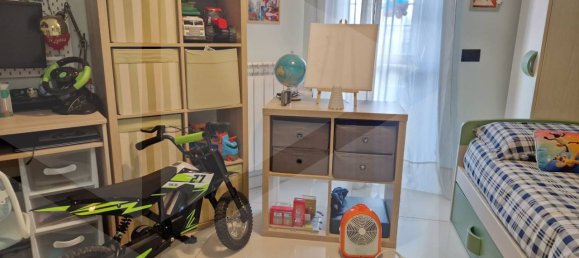 Квартира с 4 комнатами в Рим, Италия № 20000 5