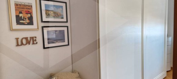 Квартира с 4 комнатами в Рим, Италия № 20000 14