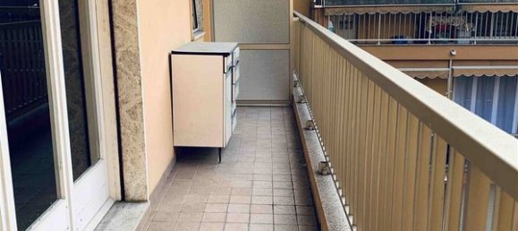 6 rooms Apartment in Vallecrosia, Italy No. 94647 2