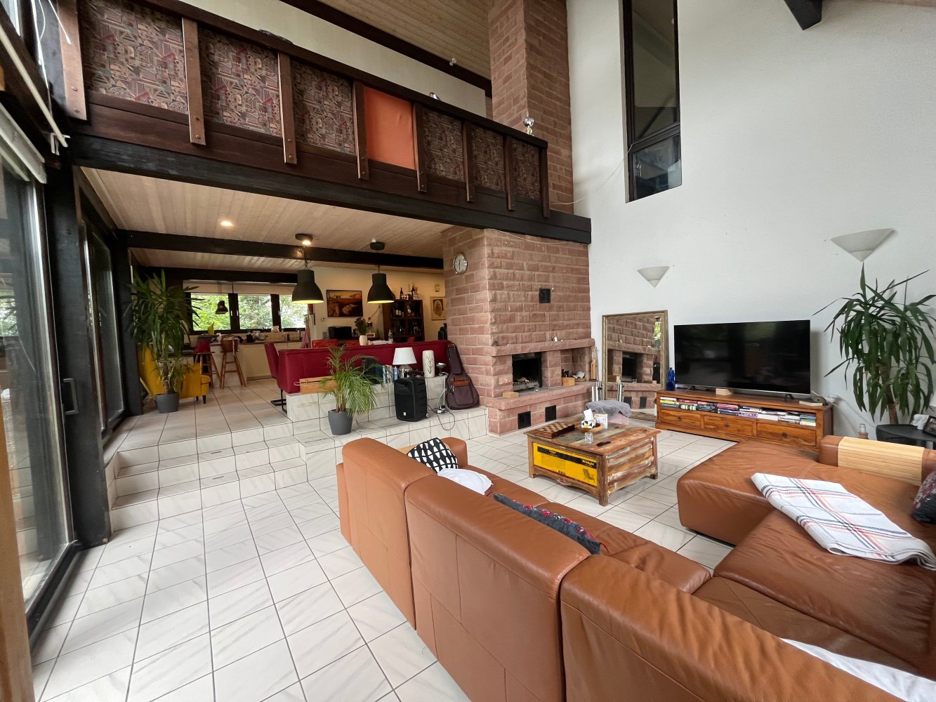 Дом с 7 комнатами в Кайзерслаутерн, Германия № 109019