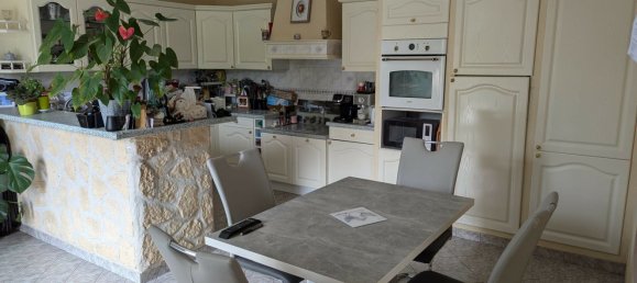 5 bedrooms House in Chassignolles, France No. 215055 2