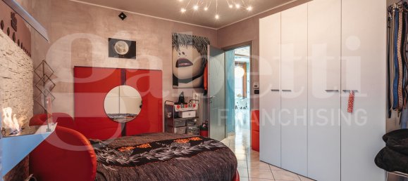 Apartamento de 2 dormitorios en Pinerolo, Italy No. 196127 24