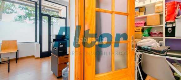 Gewerbliche Immobilie in Getafe, Spain 93m², Nr. 165942 2