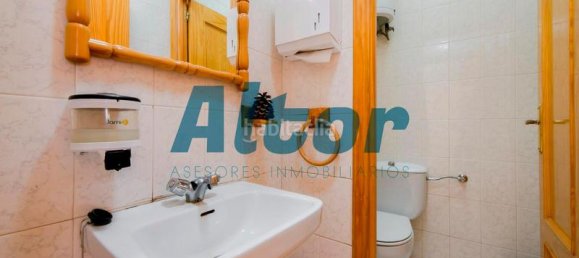 Gewerbliche Immobilie in Getafe, Spain 93m², Nr. 165942 8