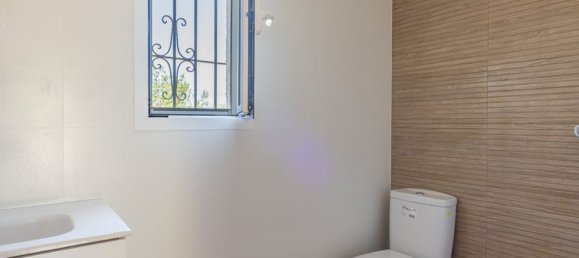 4 Schlafzimmer Villa in Alicante, Spain, Nr. 190456 13