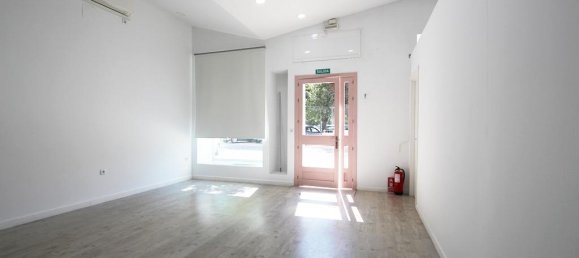 Propriété commerciale à Jerez de la Frontera, Spain 60m² No. 143966 6