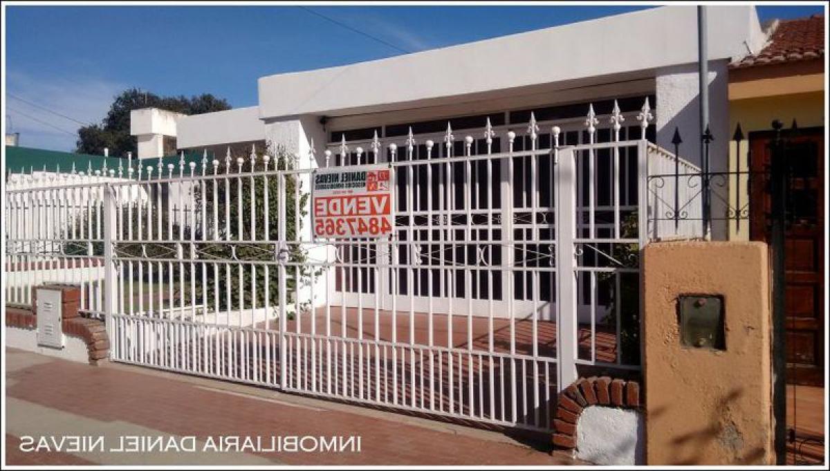 3 bedrooms House in Cordoba, Argentina No. 17012