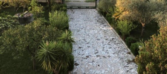 3 bedrooms Apartment in Crotone, Italy No. 105 3