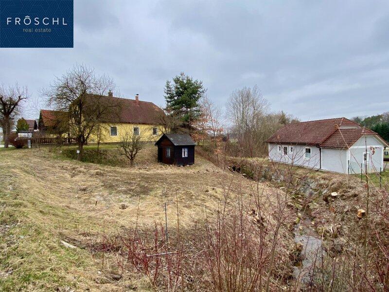426m² Land in Zwettl-Niederosterreich, Austria No. 165168