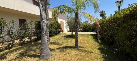 3 rooms House in Campofelice di Roccella, Italy No. 290992 24