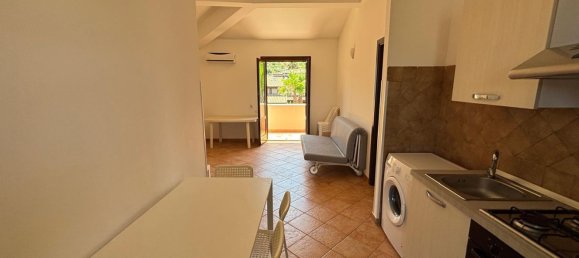 3 rooms House in Campofelice di Roccella, Italy No. 290992 9