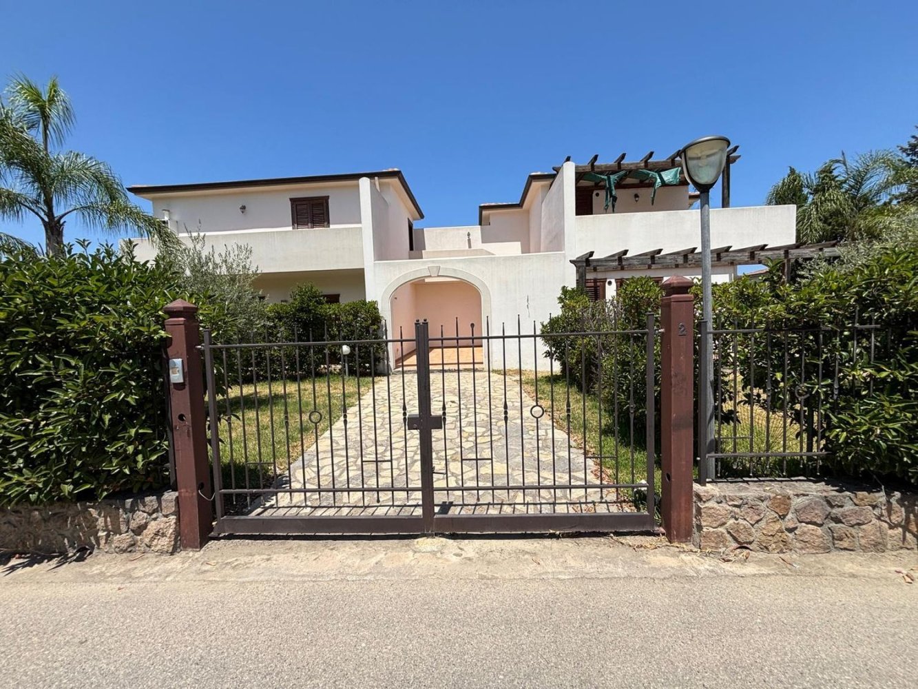 Дом с 3 комнатами в Кампофеличе ди Рочелла, Италия № 290992