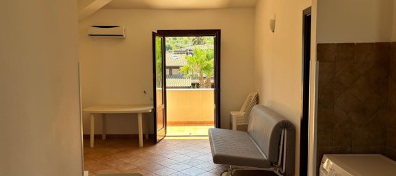 3 rooms House in Campofelice di Roccella, Italy No. 290992 8