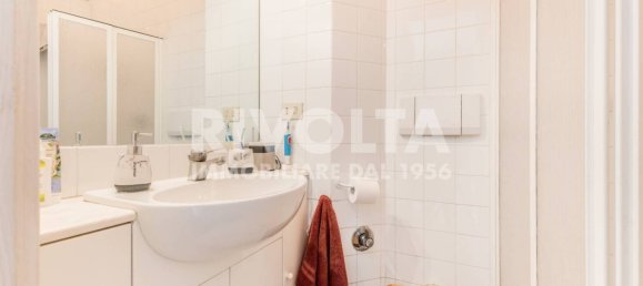 3 bedrooms Apartment in Rome, Italy No. 333639 23