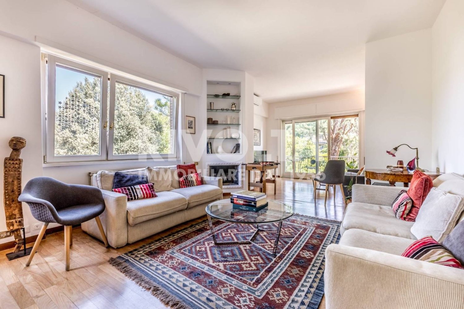 3 bedrooms Apartment in Rome, Italy No. 333639