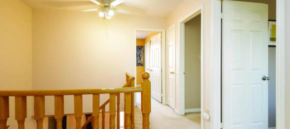 6 bedrooms House in Mississauga, Canada No. 518 10